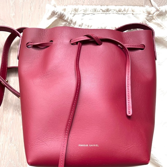 Mansur Gavriel mini bucket in red - Picture 6 of 7